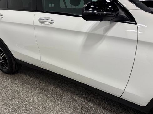 Used 2022 Mercedes-Benz GLC 300 4MATIC image 5