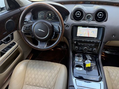 Used 2016 Jaguar XJ L Portfolio AWD/4WD image 24