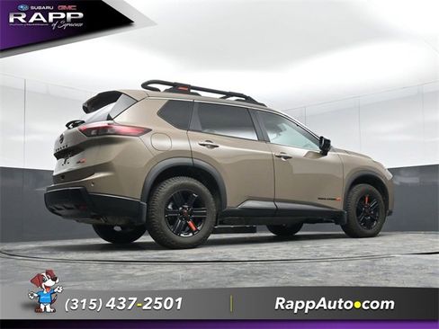 Used 2025 Nissan Rogue SV w/ Rock Creek Premium Package image 28