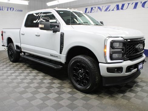 Used 2025 Ford F350 Lariat w/ Black Appearance Package AWD/4WD image 3