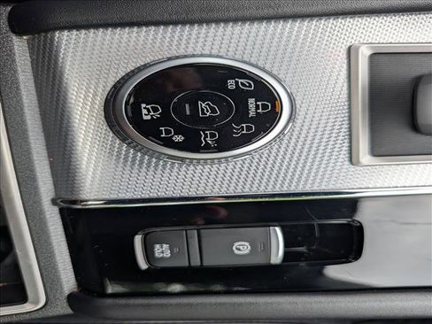 Used 2022 Mitsubishi Outlander SEL AWD/4WD image 36