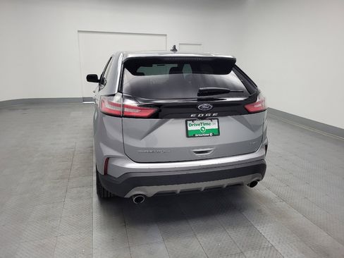 Used 2024 Ford Edge Titanium image 6