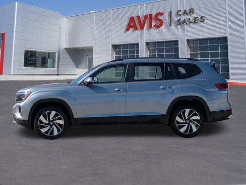 Used 2024 Volkswagen Atlas SE image 10