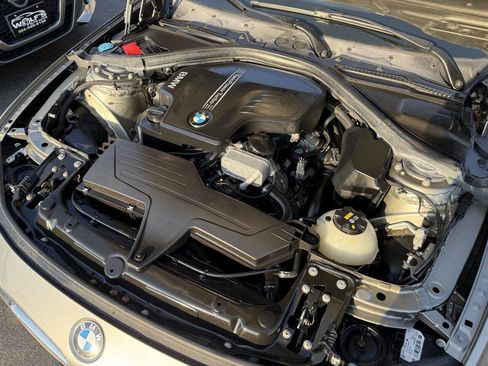 Used 2017 BMW 320i xDrive Sedan image 16