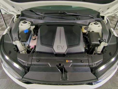 Used 2024 Kia EV6 GT-Line AWD/4WD image 44