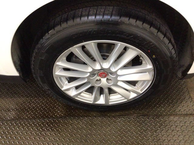 Used 2020 Jaguar F-PACE Prestige AWD/4WD image 33