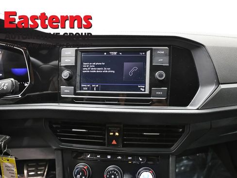 Used 2024 Volkswagen Jetta Sport FWD image 12