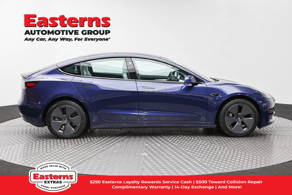 Used 2023 Tesla Model 3 Standard Range RWD image 5