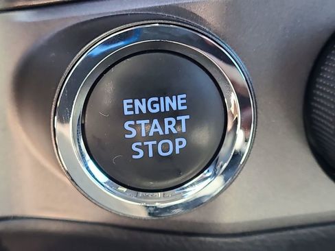 Used 2023 Toyota Tacoma TRD Off-Road w/ TRD Premium Off Road Package image 37