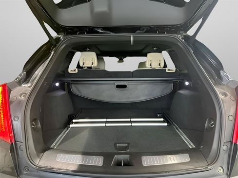 Used 2018 Cadillac XT5 Premium Luxury AWD/4WD image 9