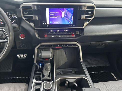 Used 2022 Toyota Tundra SR5 image 15