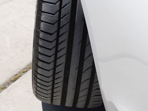 Used 2018 Mercedes-Benz C 300 Sedan image 5