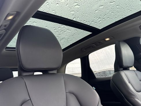 Used 2024 Volvo XC60 B5 Core image 19