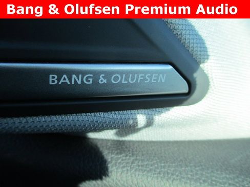 Used 2025 Acura MDX w/ Technology Package image 17