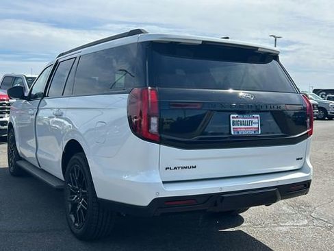 New 2026 Ford Expedition Max Platinum w/ Stealth Appearance Package AWD/4WD image 5