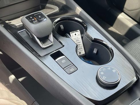 New 2026 Nissan Rogue SV AWD/4WD image 29