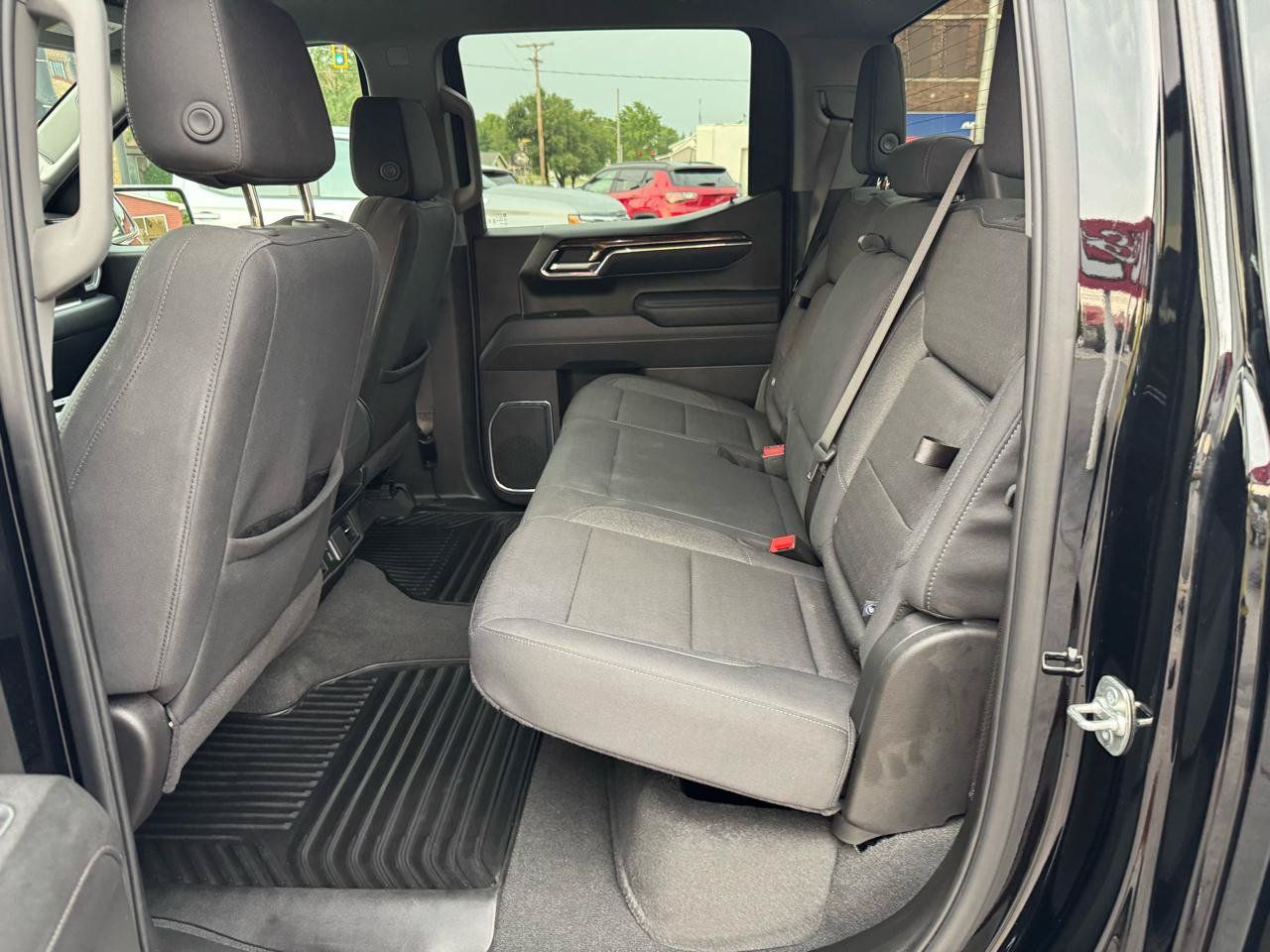 Used 2025 GMC Sierra 1500 Elevation AWD/4WD image 8