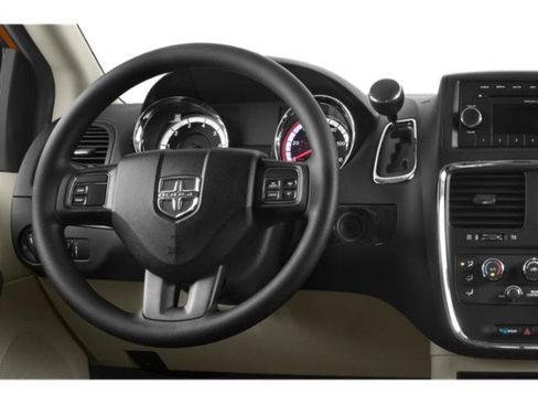 Used 2015 Dodge Grand Caravan SE w/ Quick Order Package 29E SE FWD image 12