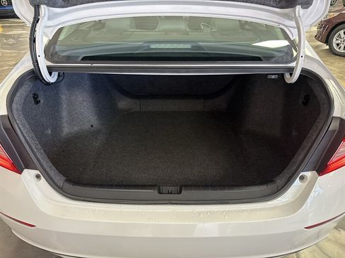 Used 2018 Honda Accord LX image 31