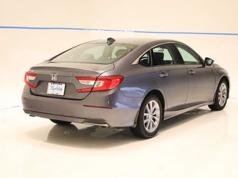 Used 2021 Honda Accord LX image 4