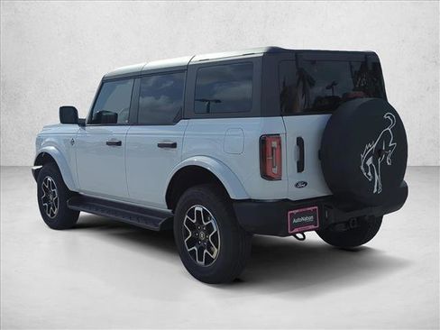 New 2026 Ford Bronco Outer Banks AWD/4WD image 9