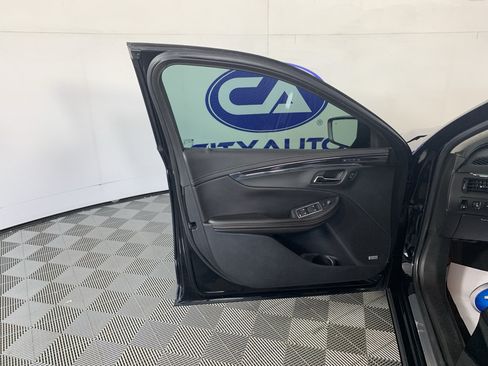 Used 2018 Chevrolet Impala Premier FWD image 13