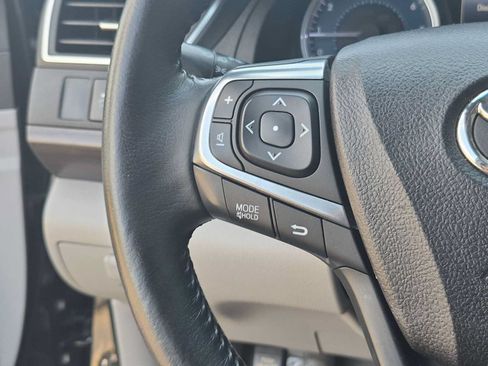Used 2016 Toyota Camry XLE FWD image 23