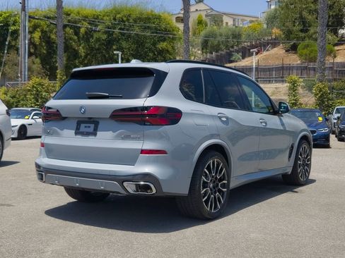 New 2026 BMW X5 xDrive50e w/ M Sport Package AWD/4WD image 18