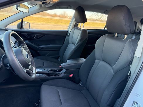 Used 2018 Subaru Impreza 2.0i Premium w/ Eyesight & BSD & Rcta image 8