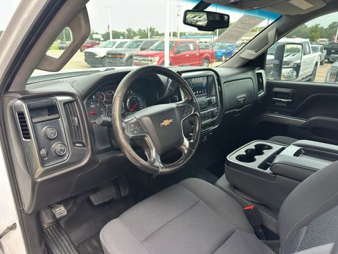 Used 2018 Chevrolet Silverado 2500 LT AWD/4WD image 6