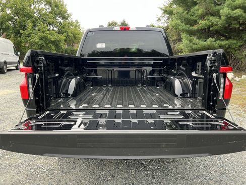 New 2025 Ford F150 Lightning XLT image 25