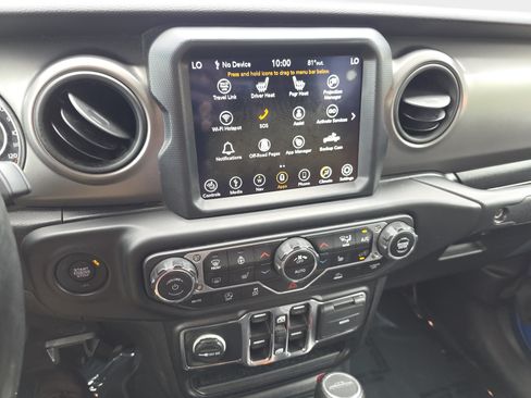 Used 2022 Jeep Gladiator Sport AWD/4WD image 15