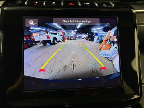 Used 2024 Jeep Grand Cherokee Altitude AWD/4WD image 22