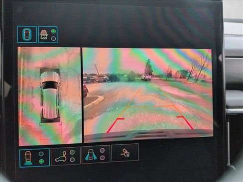 Used 2025 GMC Yukon Denali image 14