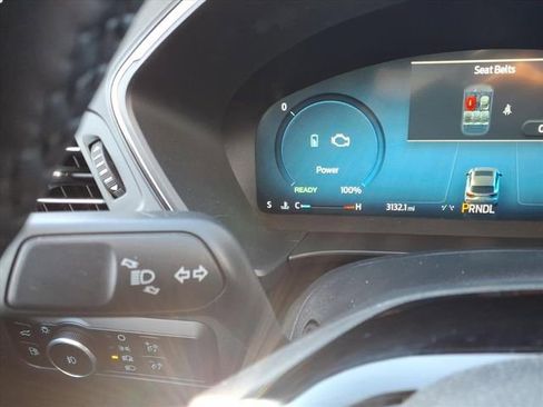 Used 2026 Ford Escape Platinum w/ Premium Technology Package image 26