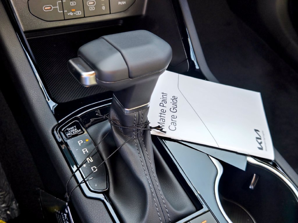 New 2027 Kia K5 GT w/ GT1 Package FWD image 12