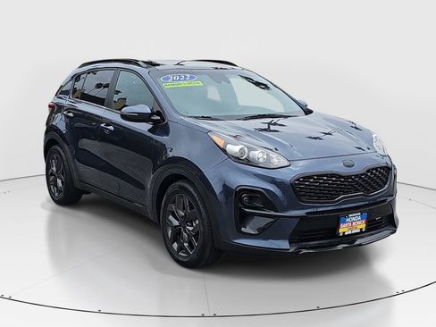Used 2022 Kia Sportage Nightfall Edition FWD image 3