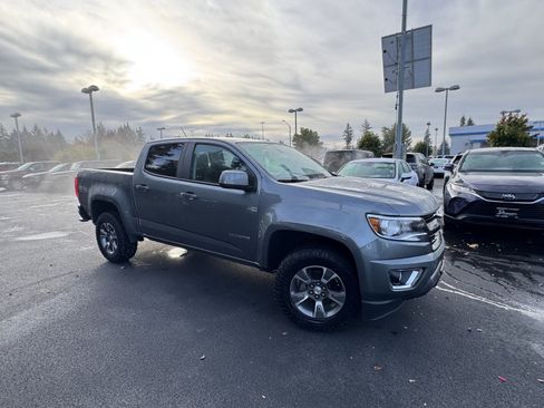 Used 2018 Chevrolet Colorado Z71 image 2
