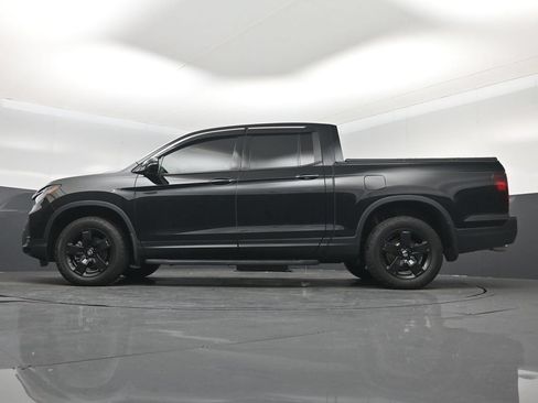 Used 2025 Honda Ridgeline Black Edition image 15