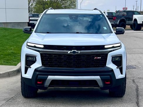 Used 2026 Chevrolet Traverse Z71 w/ Driver Confidence Package AWD/4WD image 8