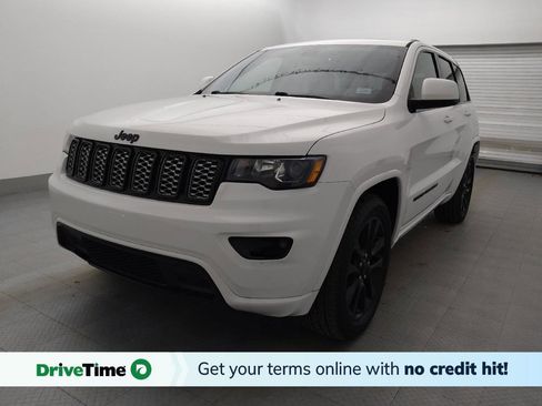 Used 2019 Jeep Grand Cherokee Altitude RWD image 1