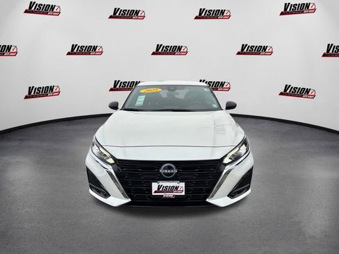 Certified 2025 Nissan Altima 2.5 S image 2