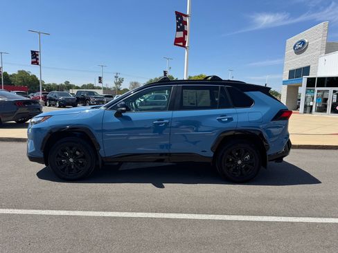 Used 2024 Toyota RAV4 XSE w/ Advanced Technology Package AWD/4WD image 5