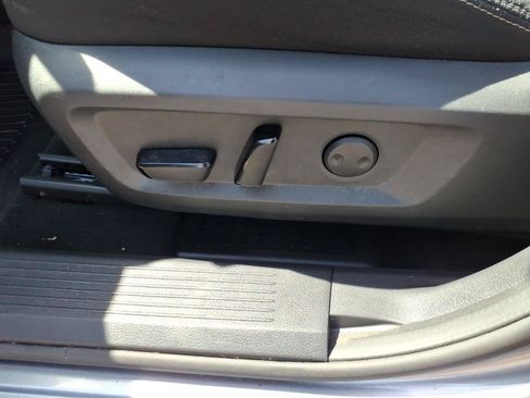 Certified 2023 Nissan Rogue SV AWD/4WD image 17