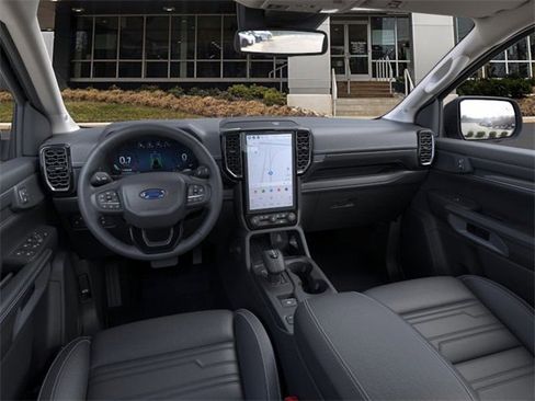 New 2025 Ford Ranger Lariat w/ FX4 Off-Road Package image 9
