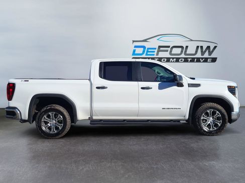 Used 2024 GMC Sierra 1500 Pro w/ Pro Value Package image 2