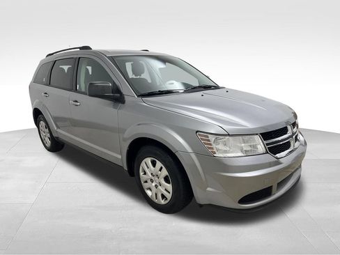Used 2020 Dodge Journey SE w/ SE Popular Equipment Group FWD image 7