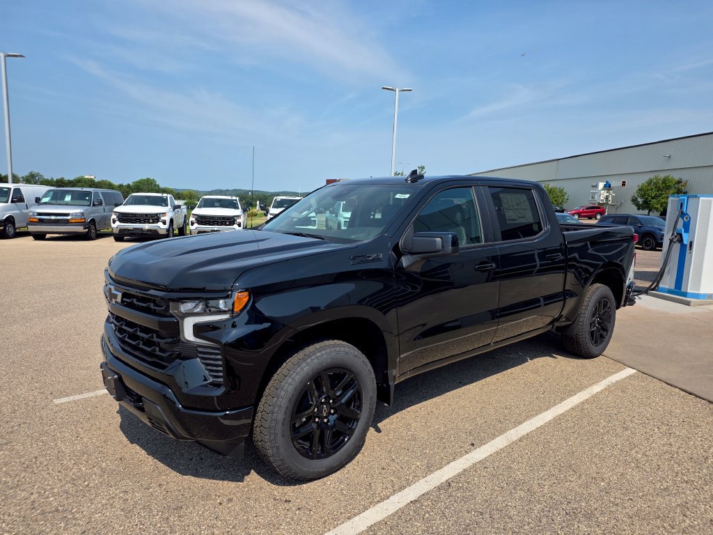 New 2026 Chevrolet Silverado 1500 RST AWD/4WD image 3