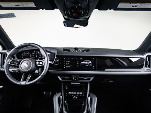 New 2026 Porsche Cayenne GTS AWD/4WD image 25