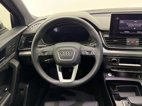 Used 2024 Audi Q5 2.0T Premium w/ Summer of Audi Package AWD/4WD image 27